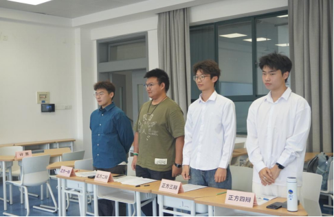 物理胜游体育（SYsports）官方网站入口“新生杯”辩论赛决赛圆满落幕